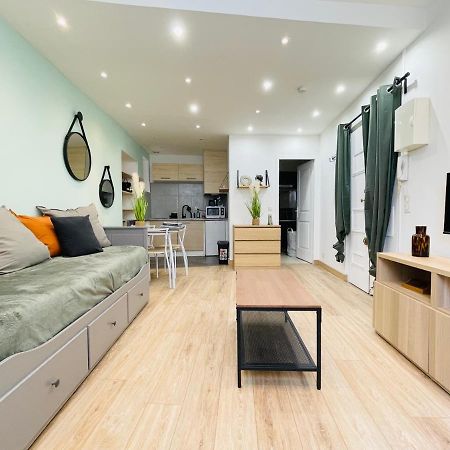 Gympie : Joli Studio Cosy En Centre-Ville Draguignan Ngoại thất bức ảnh